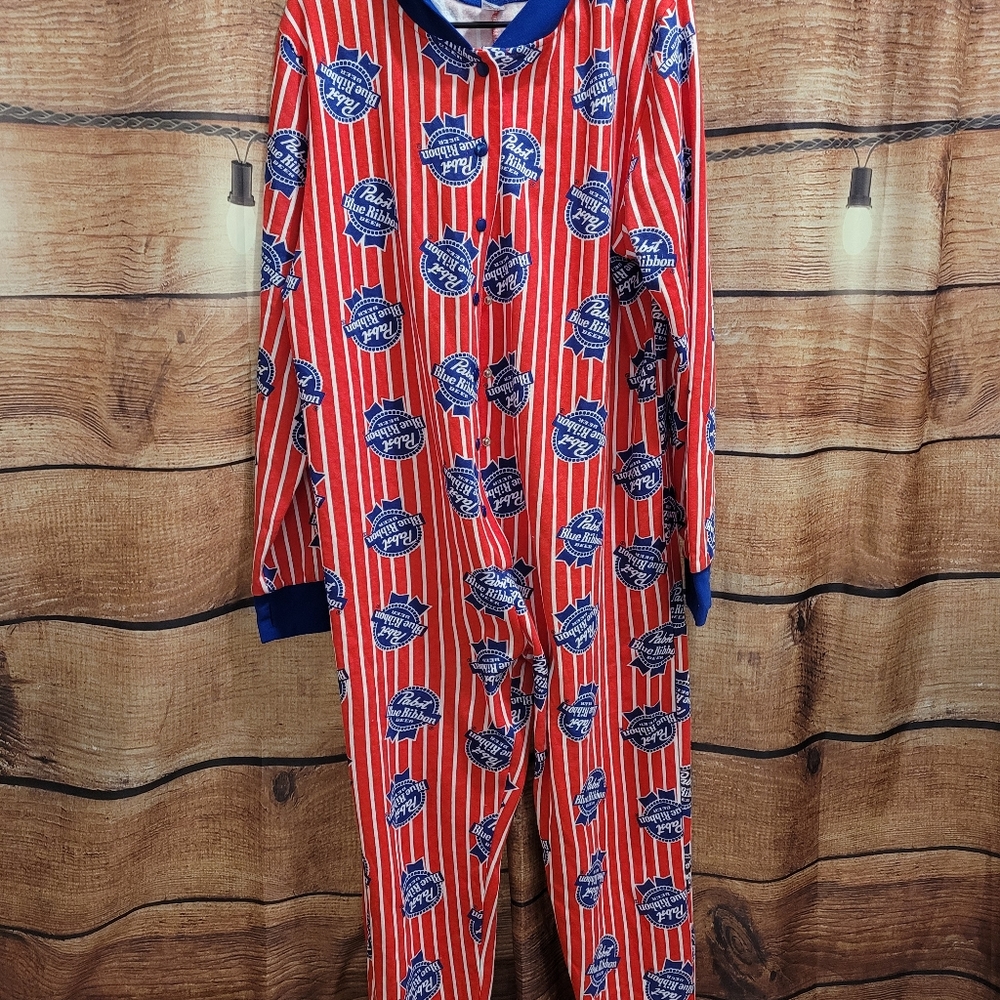 Pabst blue ribbon beer!